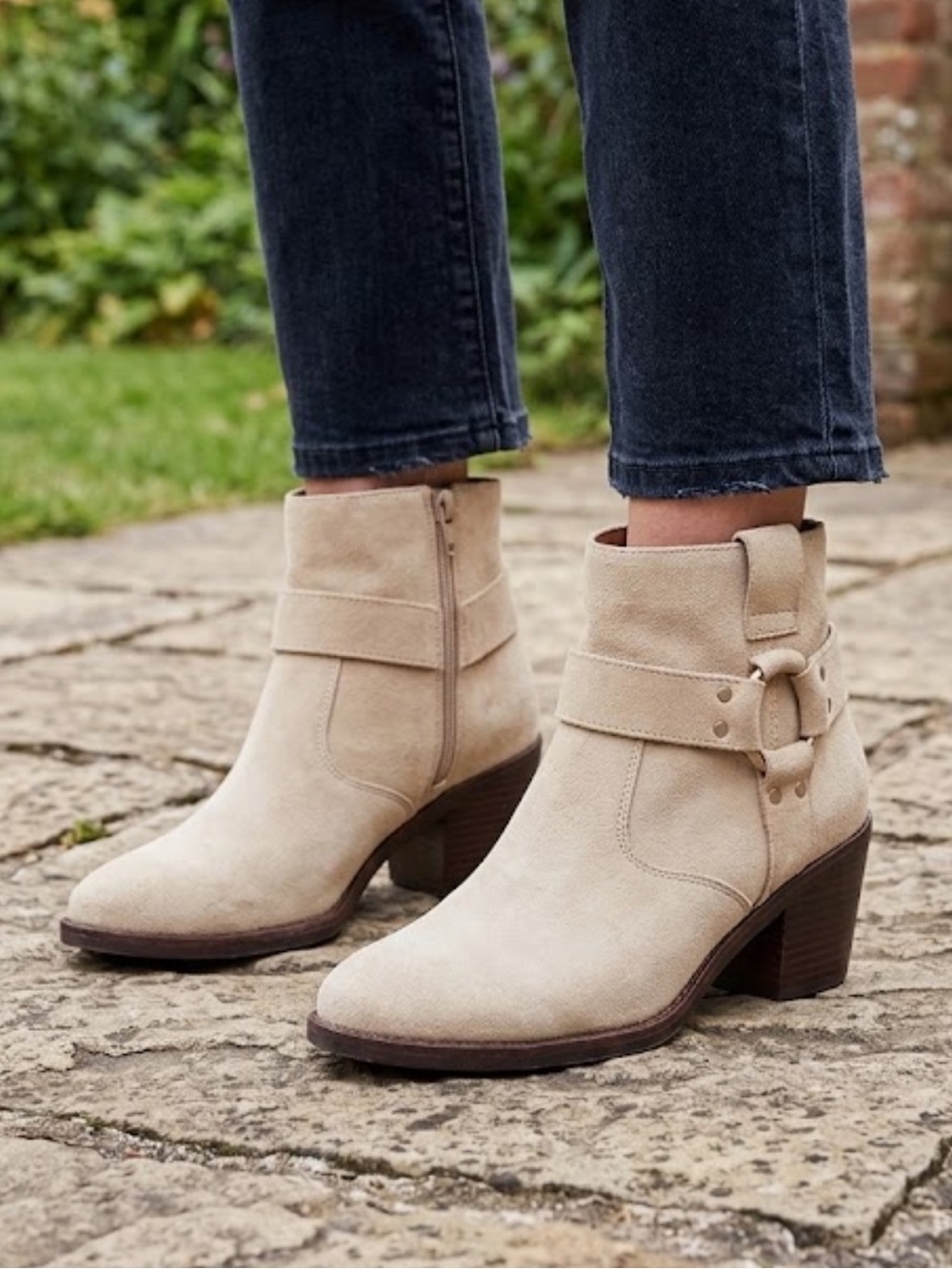 See By Chloé Eddie Suede Harness Ankle Boots Cream Off White Tan Women 39.5